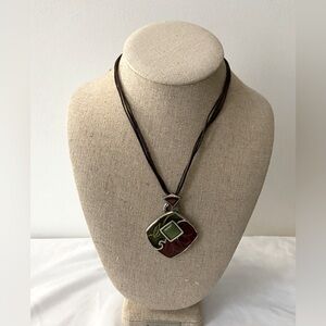 CHICO’S PENDENT NECKLACE
